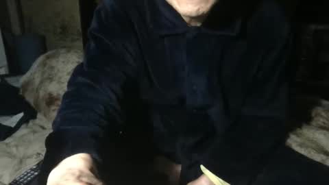 small man online show from February 16, 5:11 pm