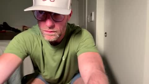 The Beekeeper online show from February 2, 4:20 am