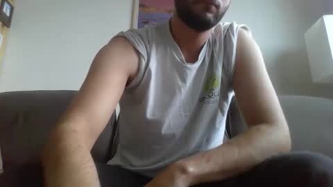 tom299898 online show from October 19, 11:37 am