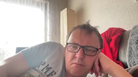 Tom online show from March 8, 12:20 pm