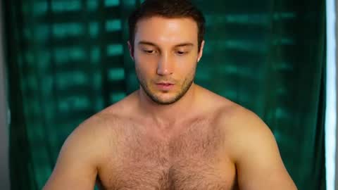 Tom online show from June 5, 6:52 am