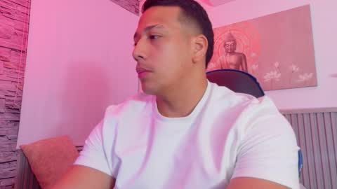 Tom muscle1 online show from November 28, 12:34 pm