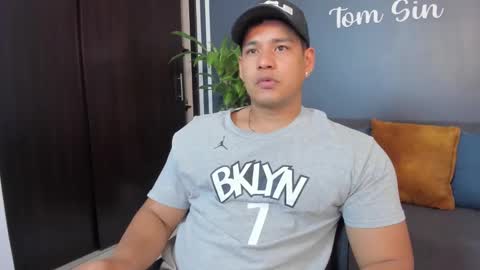 Tom Sin online show from January 25, 10:18 pm