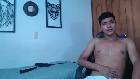 tomas_guebara online show from October 21, 6:00 pm
