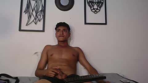 tomas_guebara online show from October 22, 8:54 pm