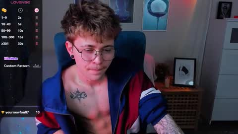 tomas_norton online show from March 27, 8:43 pm