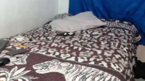 tomas_turbado_ online show from July 19, 8:17 am
