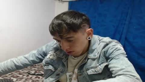 tomas_turbado_ online show from July 24, 7:16 am