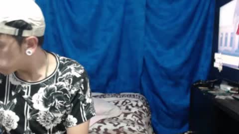 tomas_turbado_ online show from July 12, 6:49 am