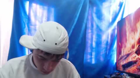tomas_turbado_ online show from July 14, 9:42 pm