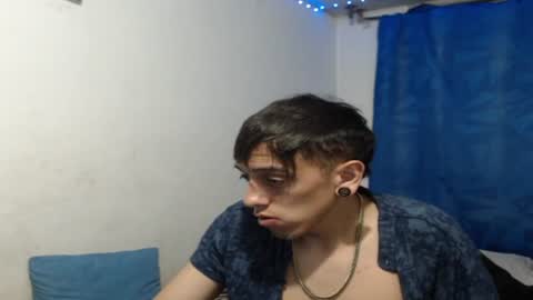 tomas_turbado_ online show from August 3, 7:54 am