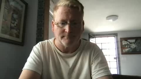 Hola online show from January 10, 9:53 pm