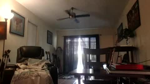 sirmuggsalot online show from July 15, 12:21 pm
