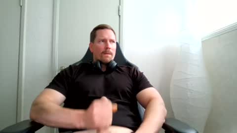 tomfin95 online show from July 8, 9:46 am