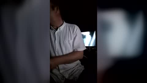 tomhubz online show from June 28, 1:01 am