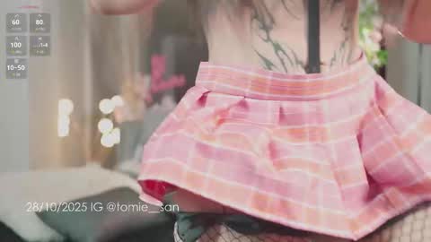  Tomie  online show from October 28, 7:04 pm