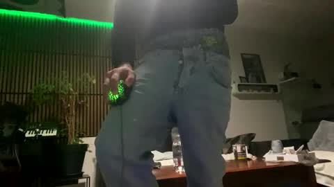 tommit84 online show from March 10, 1:12 am