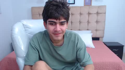 Snapshot of tommy18__ chatting on February 7, 7:07 am Tommy online show from February 7, 7:07 am