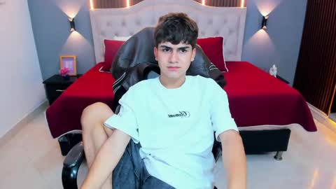 Tommy  online show from May 22, 3:57 am