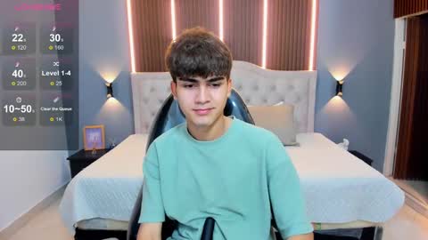 Snapshot of tommy18__ chatting on September 14, 4:37 am Tommy online show from September 14, 4:37 am