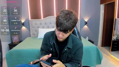 Snapshot of tommy18__ chatting on September 11, 3:41 am Tommy online show from September 11, 3:41 am