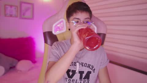 Blue  online show from April 6, 12:39 pm