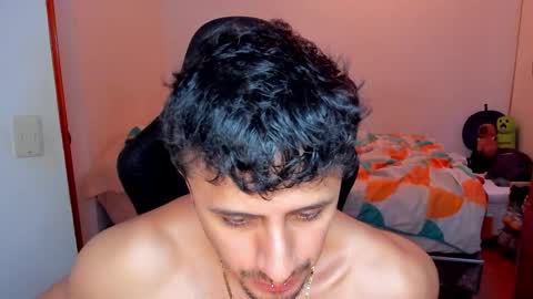 Twitter BreddTommy IG tommy bredd online show from January 13, 10:50 pm