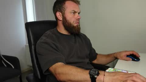  tommy burnzzz  online show from October 6, 10:44 am