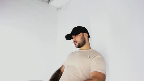 tommy_sccott online show from November 8, 11:08 pm