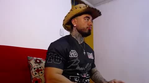 Steven online show from July 6, 7:49 pm