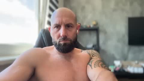 Thomas Fit online show from July 9, 1:15 pm