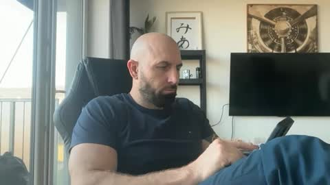 Thomas Fit online show from November 6, 8:06 am