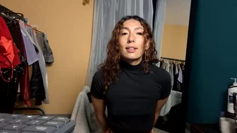 leyla  online show from February 28, 5:59 am