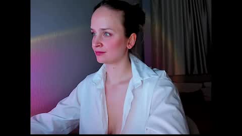 Tony and Alice online show from April 15, 7:27 pm