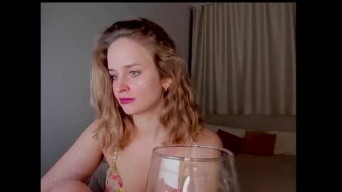 Tony and Alice online show from December 28, 7:43 pm