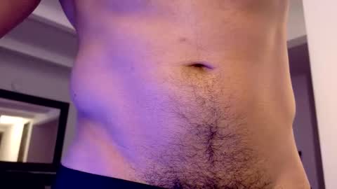 Snapshot of tony_muscle1 chatting on September 17, 11:19 pm tony muscle1 online show from September 17, 11:19 pm