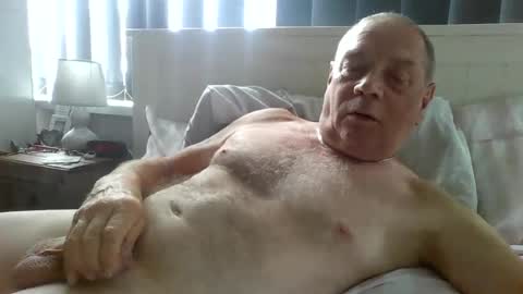 tonygibbson62 online show from July 11, 1:47 pm
