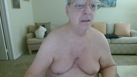 tonysview12000 online show from March 15, 6:55 pm