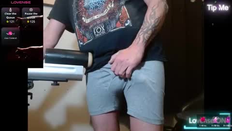 tonytonytony3001 online show from November 30, 9:00 pm