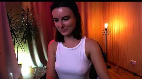 Elizabeth online show from October 15, 12:39 pm