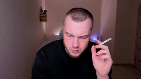 toohornyserj online show from May 9, 8:59 pm