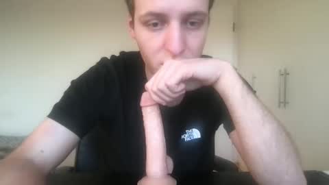 Max online show from February 26, 4:43 pm