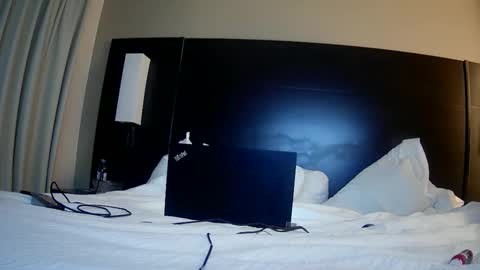 Snapshot of toomuchsmoke chatting on March 9, 12:09 pm toomuchsmoke online show from March 9, 12:09 pm