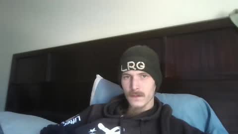 Snapshot of tootall803 chatting on December 2, 3:31 pm TooTall803 online show from December 2, 3:31 pm