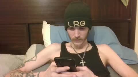 Snapshot of tootall803 chatting on February 1, 4:46 am TooTall803 online show from February 1, 4:46 am