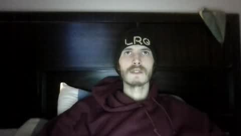 Snapshot of tootall803 chatting on February 2, 9:29 am TooTall803 online show from February 2, 9:29 am