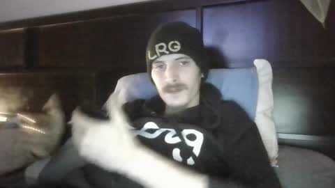 Snapshot of tootall803 chatting on December 3, 4:20 am TooTall803 online show from December 3, 4:20 am