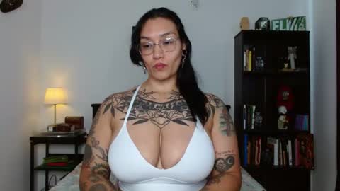 toothyy online show from June 13, 4:39 pm