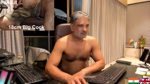 Ravi Boss Daddy online show from February 17, 3:00 pm