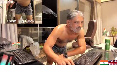 Ravi Boss Daddy online show from February 22, 6:30 pm